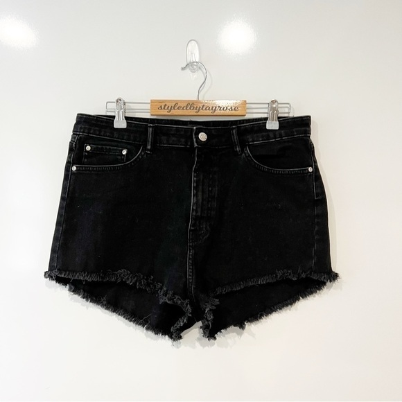 Zara High Rise Relaxed Fit Denim Shorts - Picture 8 of 8